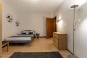 Schlafzimmer 1 - 2 Zimmer Etagenwohnung zum Kaufen in Aachen