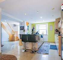 Geräumiges Einfamilienhaus mit separater Einliegerwohnung in Detzeln - Waldshut-Tiengen