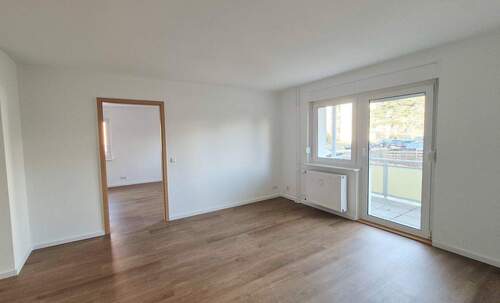 Wohnen Zug. Balkon - 2 Zimmer Etagenwohnung zur Miete in Singen (Hohentwiel)
