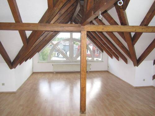 Wohnbereich - 4 Zimmer Etagenwohnung zur Miete in Zwickau