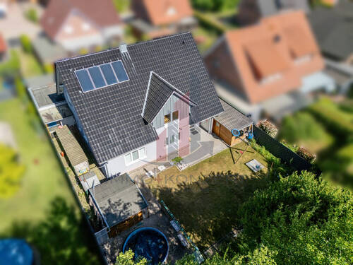 umgeben von Natur und netter Nachbarschaft - 