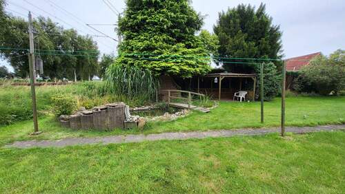 Teich mit Brücke.jpg - 
