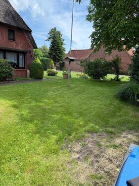 Haus mit Garten.jpg - 