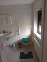 WC im Erdgeschoss im Bereich ehemaliges Pflegezimmer - 