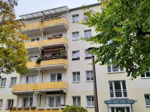 Balkon mit Weitsicht - 2 Zimmer Etagenwohnung in Dresden