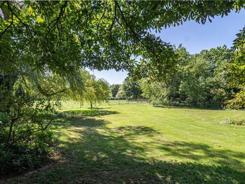Garten - Großzügiges Anwesen (Einfamilienhaus, Bungalow) auf parkähnlichem Grundstück an der Ruhr in Hüsten!