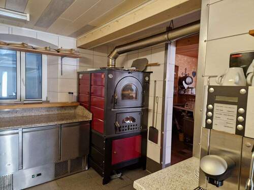 Backofen in der Gastroküche - 