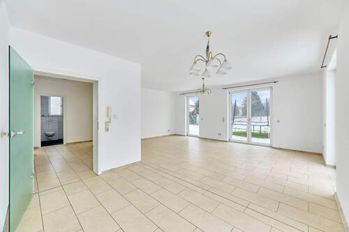 Wohn-/Esszimmer - Einfamilienhaus mit 175,00 m&sup2; in Hauptstuhl zum Kaufen