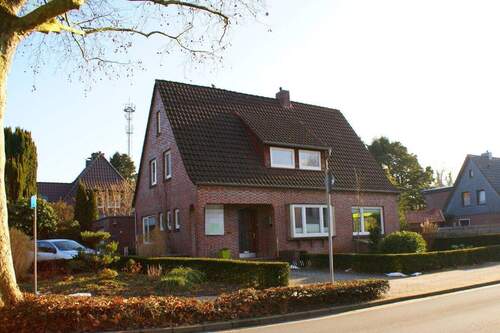 692 Titelbild - Zentral wohnen und arbeiten unter einem Dach - Wohn- und Geschäftshaus in Westerstede