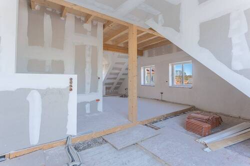 Blick von der Küche zum Wohnbereich - 