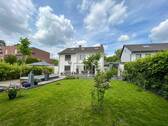 Rückansicht - Wohntraum im Uniklinikviertel: Modernisiertes Einfamilienhaus mit Süd-West-Garten und Whirlpool