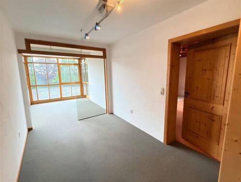Eingangsbereich - Lichtdurchflutet und freundlich - Einfamilienhaus mit 365,00 m&sup2; in Donauwörth zum Kaufen
