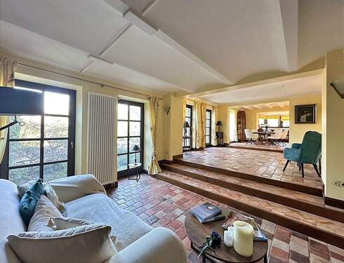 Blick in den Wohn-/Essbereich - 