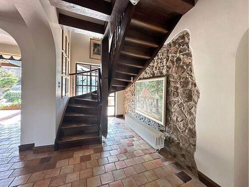 großzügiger Flur - 