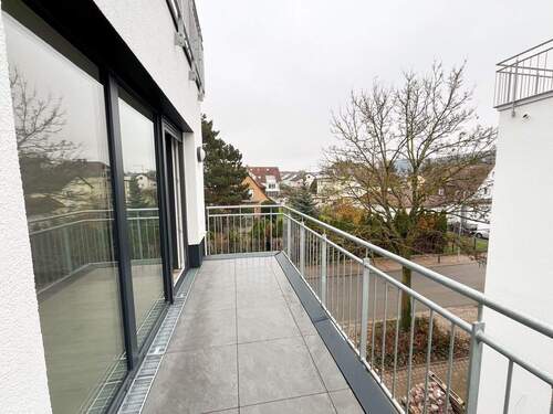 Balkon - Etagenwohnung mit 84,00 m&sup2; in Bad Friedrichshall zur Miete