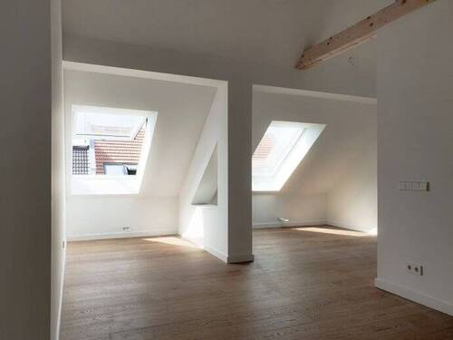 Wohn- und Essbereich - Etagenwohnung mit 126,70 m&sup2; in Leipzig zur Miete