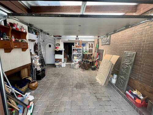 Garage - 