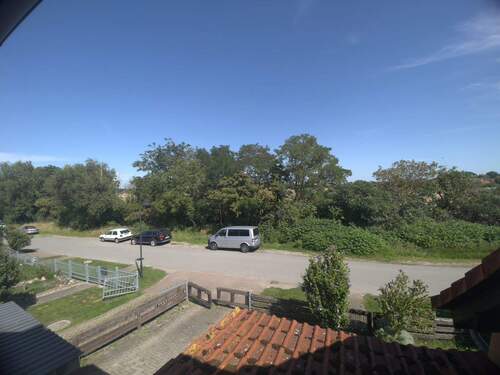 Aussicht zur Straße - 5 Zimmer Doppelhaushälfte zum Kaufen in Stendal