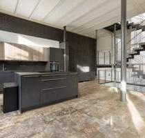 Rödermark-Urberach: Architektonisches Einfamilienhaus in zweiter Reihe