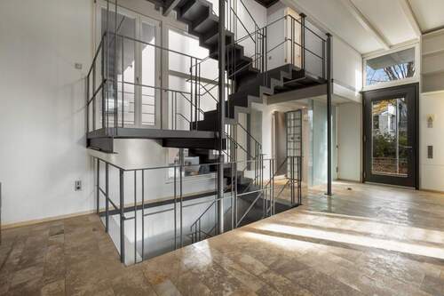 Treppenaufgang - Einfamilienhaus mit 108,50 m² in Rödermark zum Kaufen