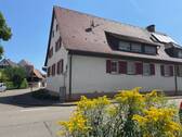 Hausansicht - 1 Zimmer Mehrfamilienhaus, Wohnhaus zum Kaufen in Breisach