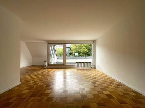 Wohnzimmer - 3 Zimmer Etagenwohnung in Stuttgart