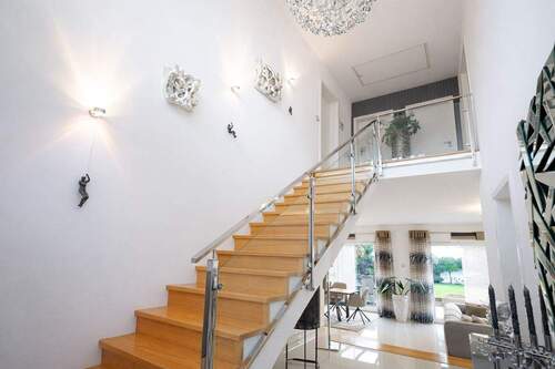 Bild 3 - 4 Zimmer Einfamilienhaus in Krefeld / Oppum