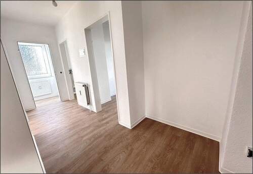 Flur - Musterfoto von einer vergleichbaren Wohnung - Charmante 2-Zi.-Wohnung mit Balkon in OldenburgDonnerschwee