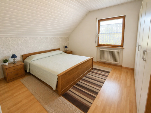 Schlafzimmer DG - 