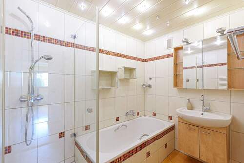 Badezimmer - Etagenwohnung mit 85,00 m² in Ludwigsburg zum Kaufen