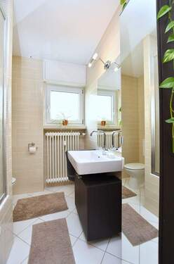 Tageslichtbad mit Dusche - 