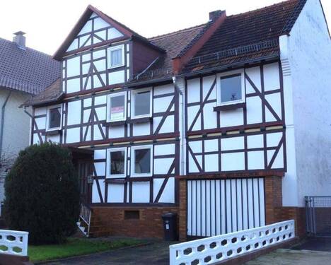 Aussenansicht vorn (2) - Provisionsfrei - Solides Einfamilienhaus in Niestetal-H.