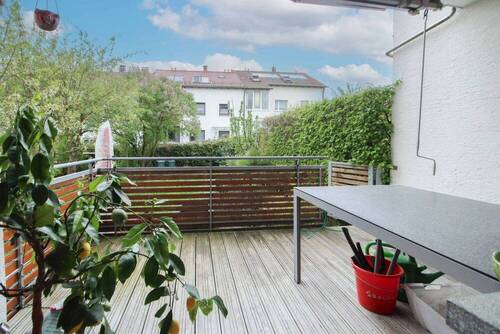 Loggia EG - Reihenmittelhaus mit 208,90 m&sup2; in Stuttgart zum Kaufen