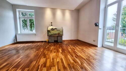 Zimmer 2 - 