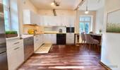 Küche KI-Homestaging - Etagenwohnung mit 165,00 m&sup2; in Stade / Ottenbeck zum Kaufen