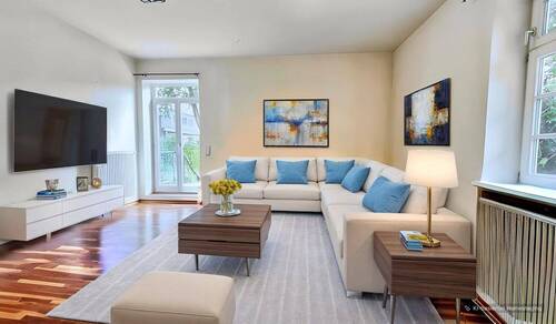 Wohnzimmer KI-Homestaging - 