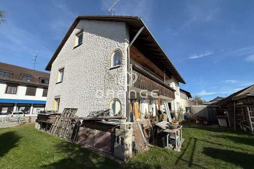 Aussensicht Süd-West - 1 Zimmer Mehrfamilienhaus, Wohnhaus zum Kaufen in Moorenweis