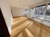 Wohnzimmer - Etagenwohnung mit 85,00 m&sup2; in Renningen zum Kaufen
