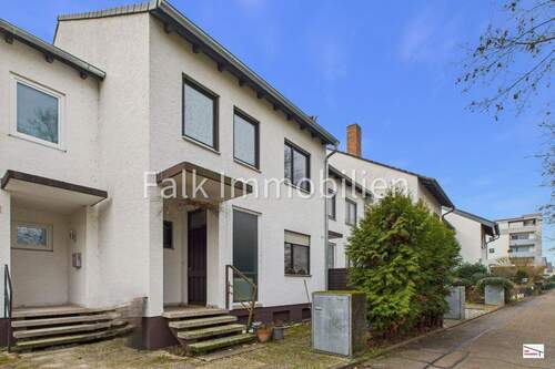 Hausansicht Eingangsseite - ***Verändern, einziehen, ankommen! Reihenmittelhaus+Garage+Außenstellplatz in Brühl***