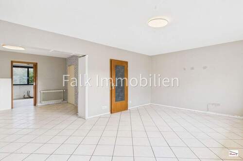 Wohn-/Esszimmer - Reihenmittelhaus mit 106,00 m&sup2; in Brühl zum Kaufen