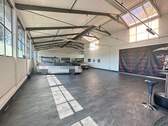 Fahrzeughalle - 
