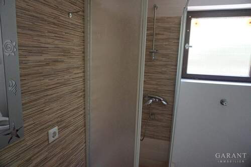 Bad - 5 Zimmer Mehrfamilienhaus, Wohnhaus zum Kaufen in Alpirsbach