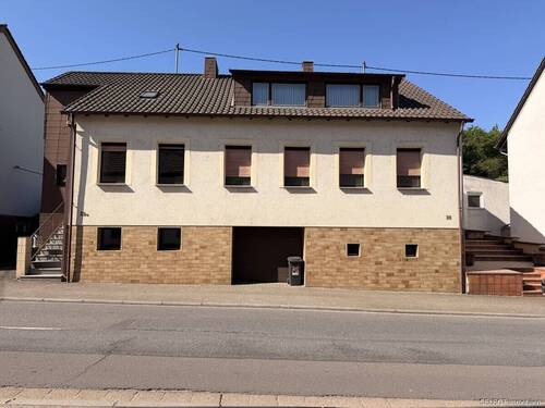 Ansicht - Zwei Wohnhäuser zum Preis von einem mit Garten und Garage
