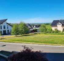 Ruhiges Eckgrundstück mit Fernblick - Bad Honnef Aegidienberg