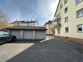 Garagen - 2 Zimmer Mehrfamilienhaus, Wohnhaus zum Kaufen in Hanau