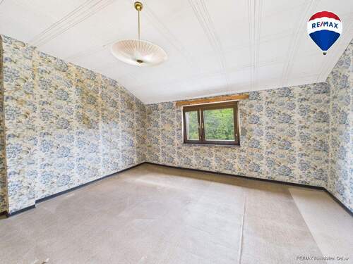 RE/MAX Immobilien DeLux Einfamilienhaus Nalbach Schlafzimmer - 