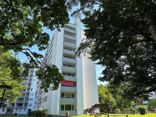 Frontbild - Ettlingen Stadt - Gepflegte 3 - Zimmer Wohnung mit Sonnenbalkon und Panoramablick