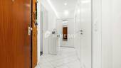 Flur 1 - 