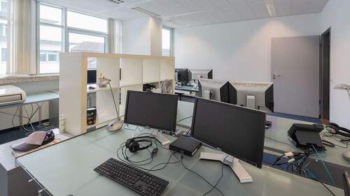 Schreibtisch - Büro in Berlin