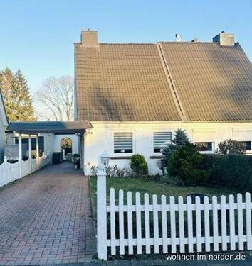 Straßenansicht - Doppelhaushälfte mit 85,00 m&sup2; in Schwentinental zum Kaufen